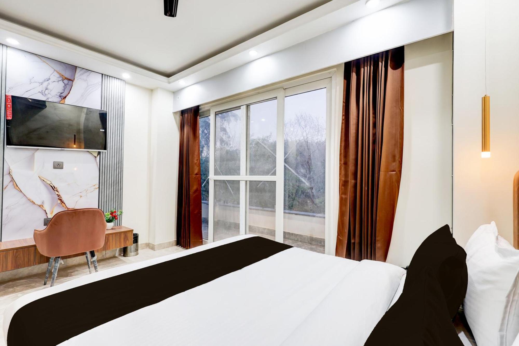 Super Hotel O Sector 43 גורגאון מראה חיצוני תמונה